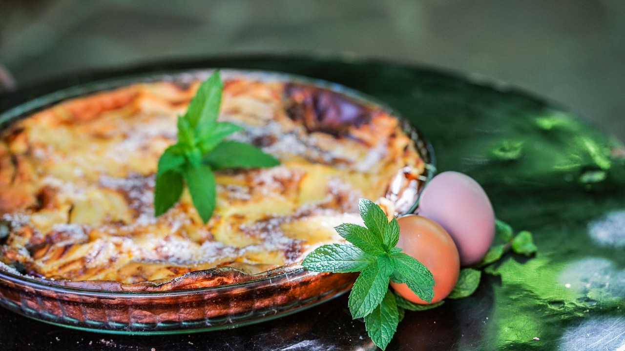 Le flognarde aux poires recette du Cantou Collonges la rouge 