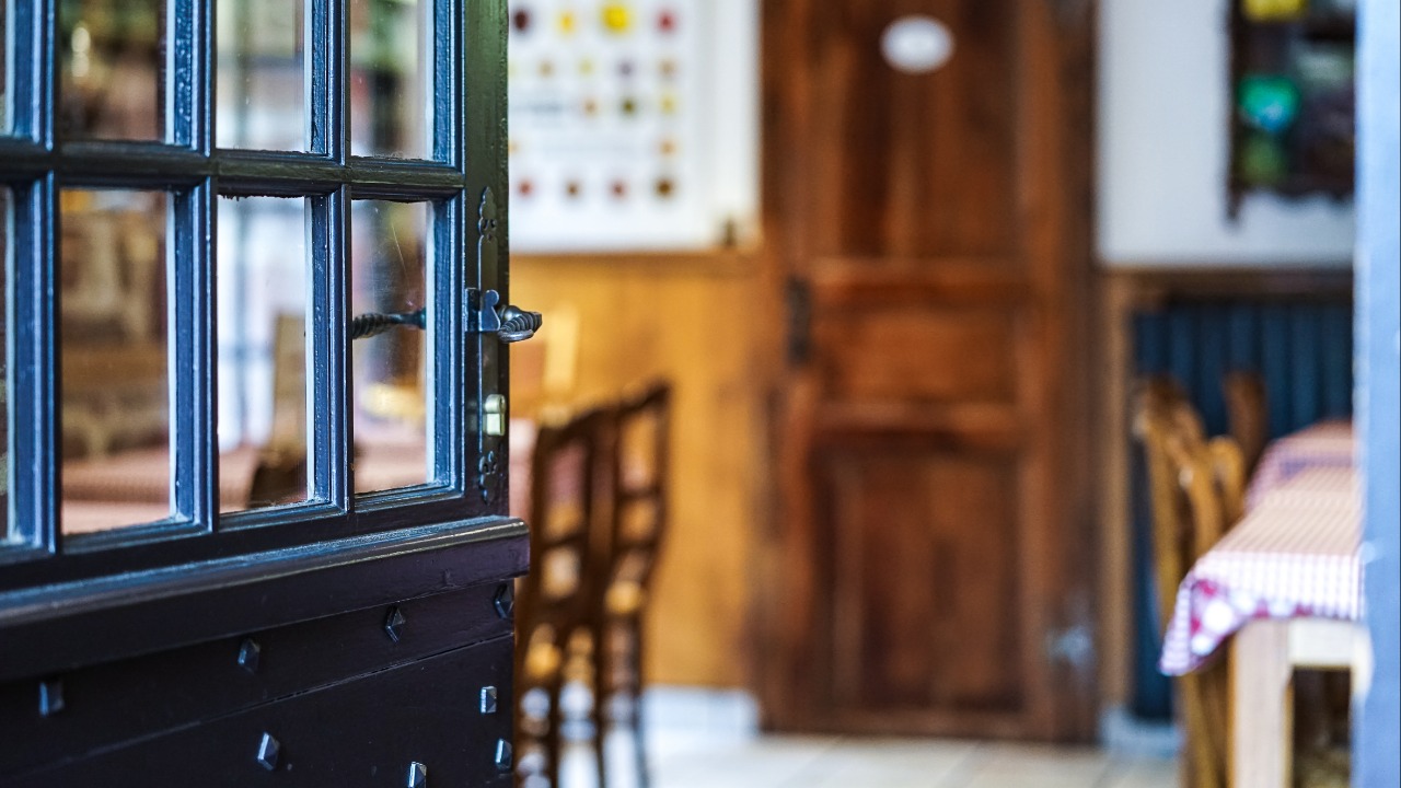 Halte au bar du Cantou Collonges la rouge