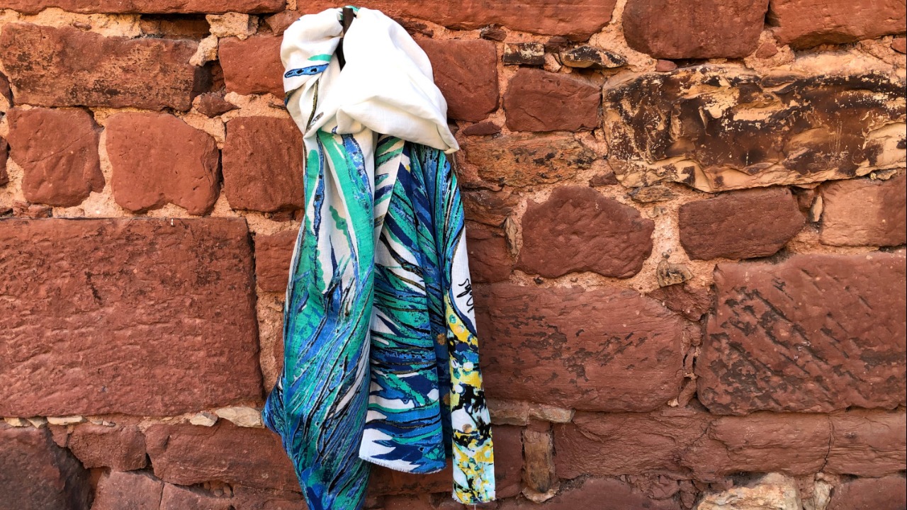 Foulard Petrusse La Boutique du Cantou Collonges la Rouge